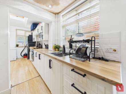 Compton Avenue, Luton, Image 32