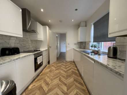 Grange Avenue, Luton, Image 6