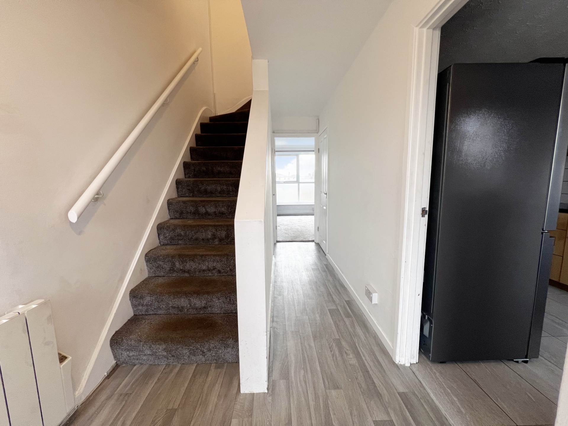 Sundon Park Parade, Luton, Image 3