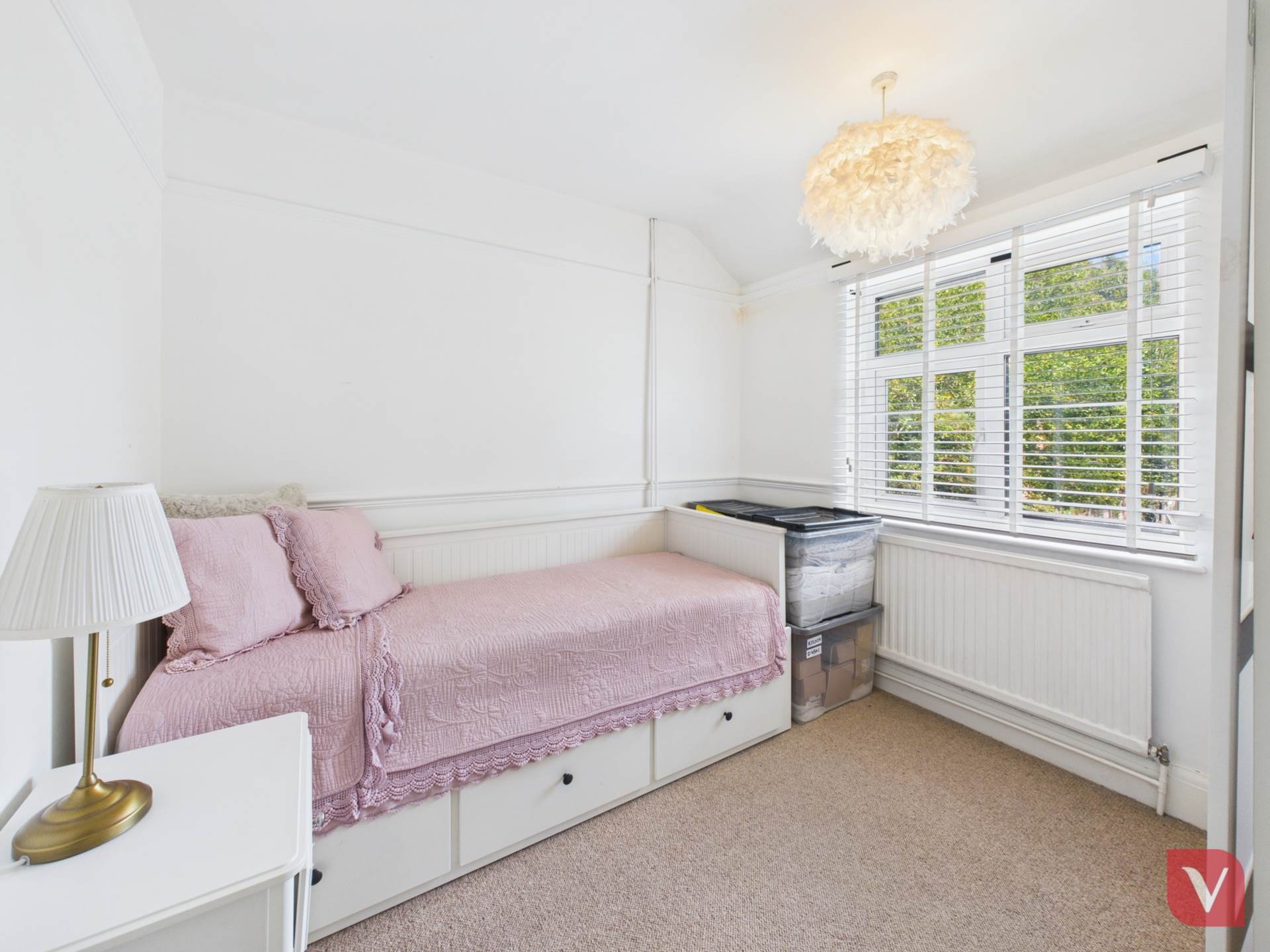 Compton Avenue, Luton, Image 8