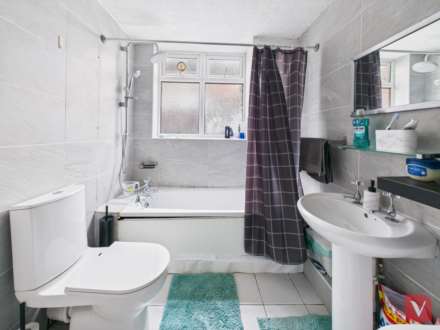 Compton Avenue, Luton, Image 17