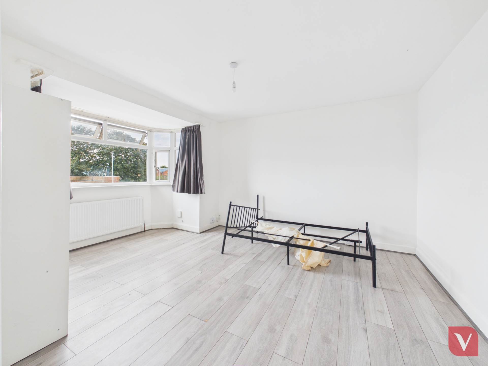 Leagrave Road, Luton, Image 8