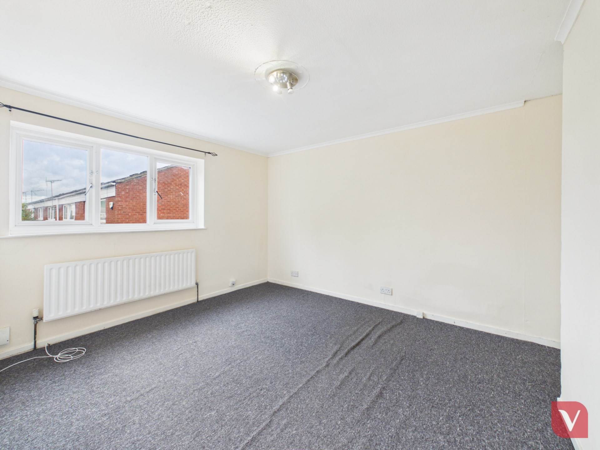 Elm Park Close, Houghton Regis, Image 9