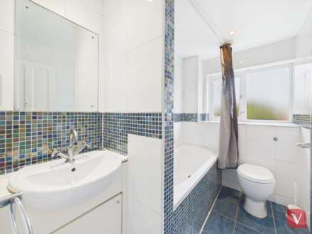 Elm Park Close, Houghton Regis, Image 6