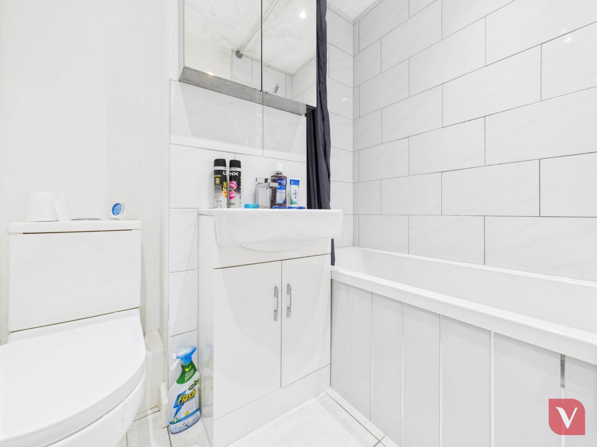 Renshaw Close, Luton, Image 7