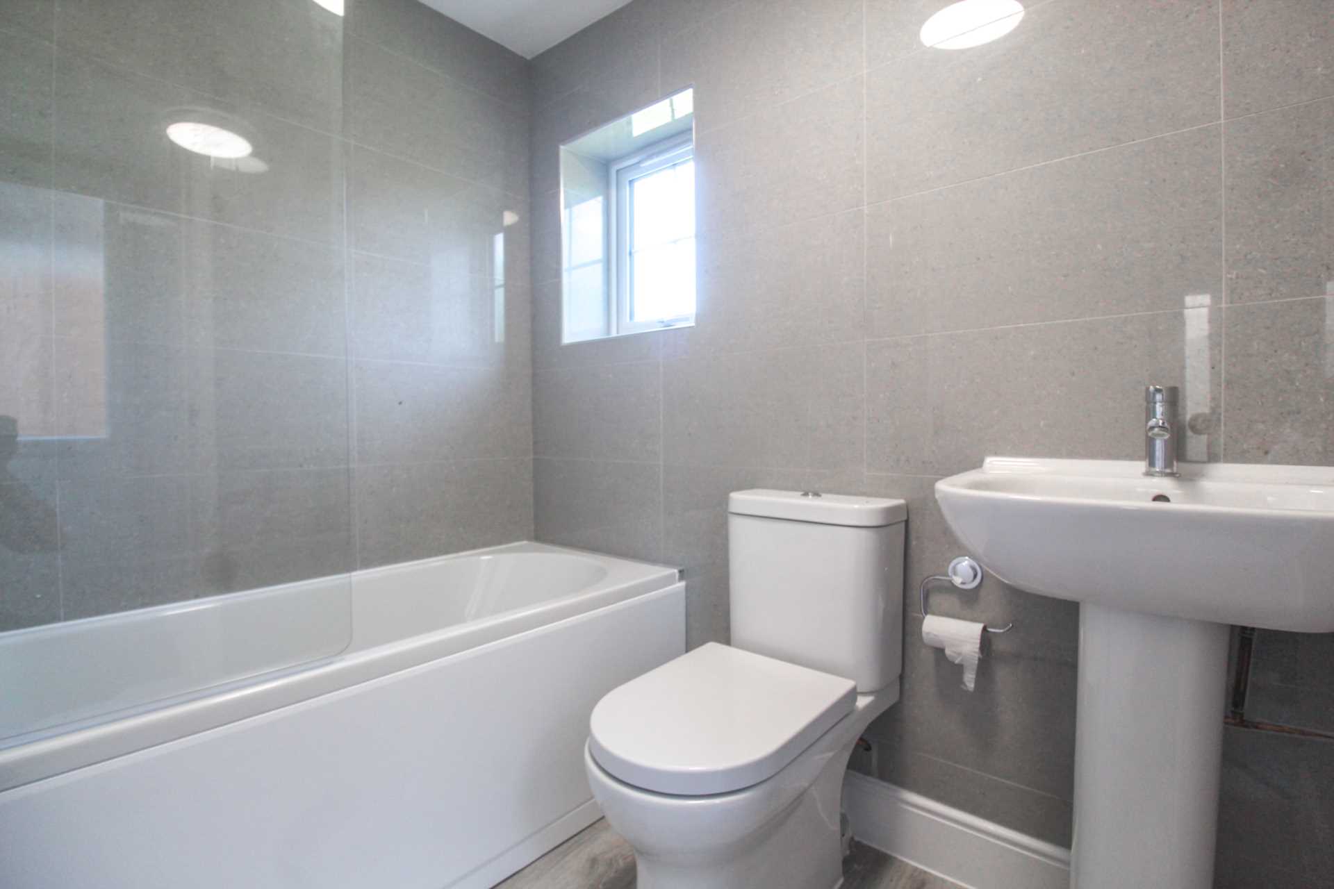 Ridgway Road, Brogborough, Image 11