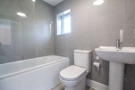 Ridgway Road, Brogborough, Image 11