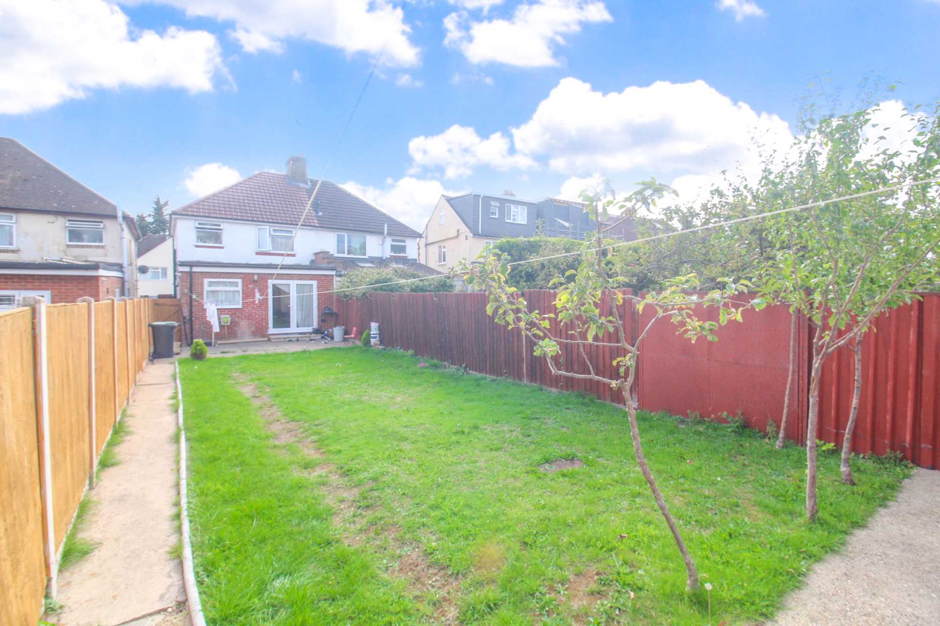 Weatherby Road, Luton, Image 14