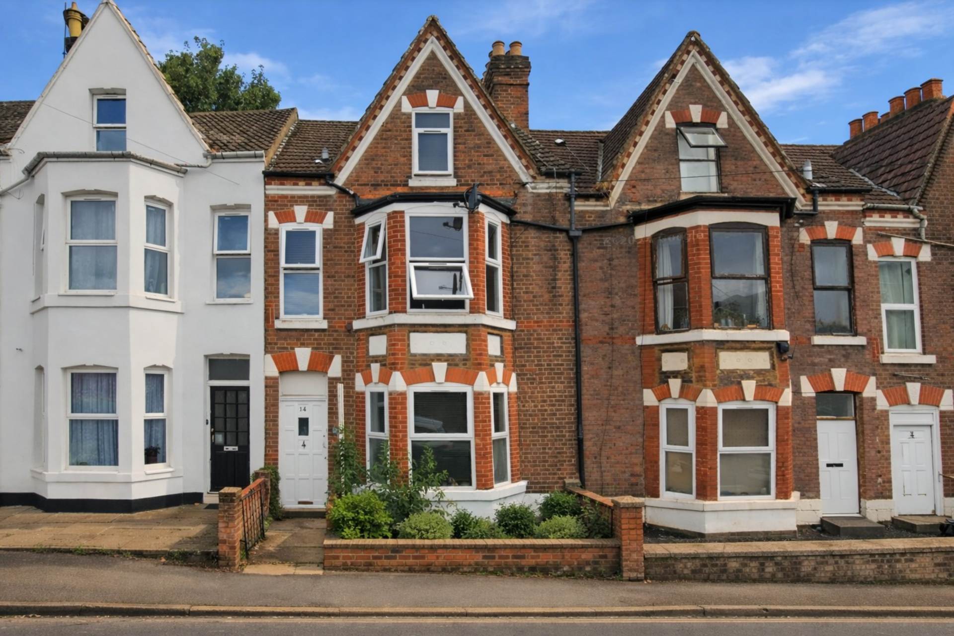 Cardiff Grove, Luton, Image 1