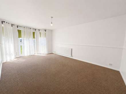 The Quadrant, Houghton Regis, Image 11