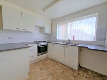 The Quadrant, Houghton Regis, Image 5