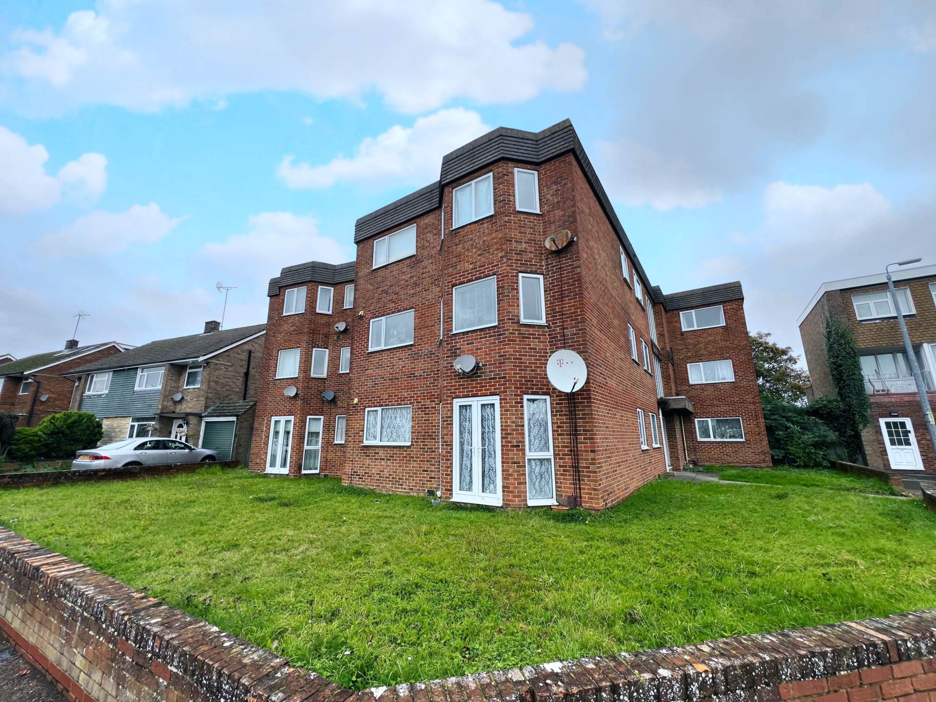 The Quadrant, Houghton Regis, Image 10