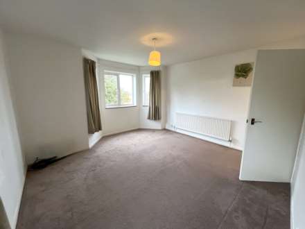 The Quadrant, Houghton Regis, Image 2