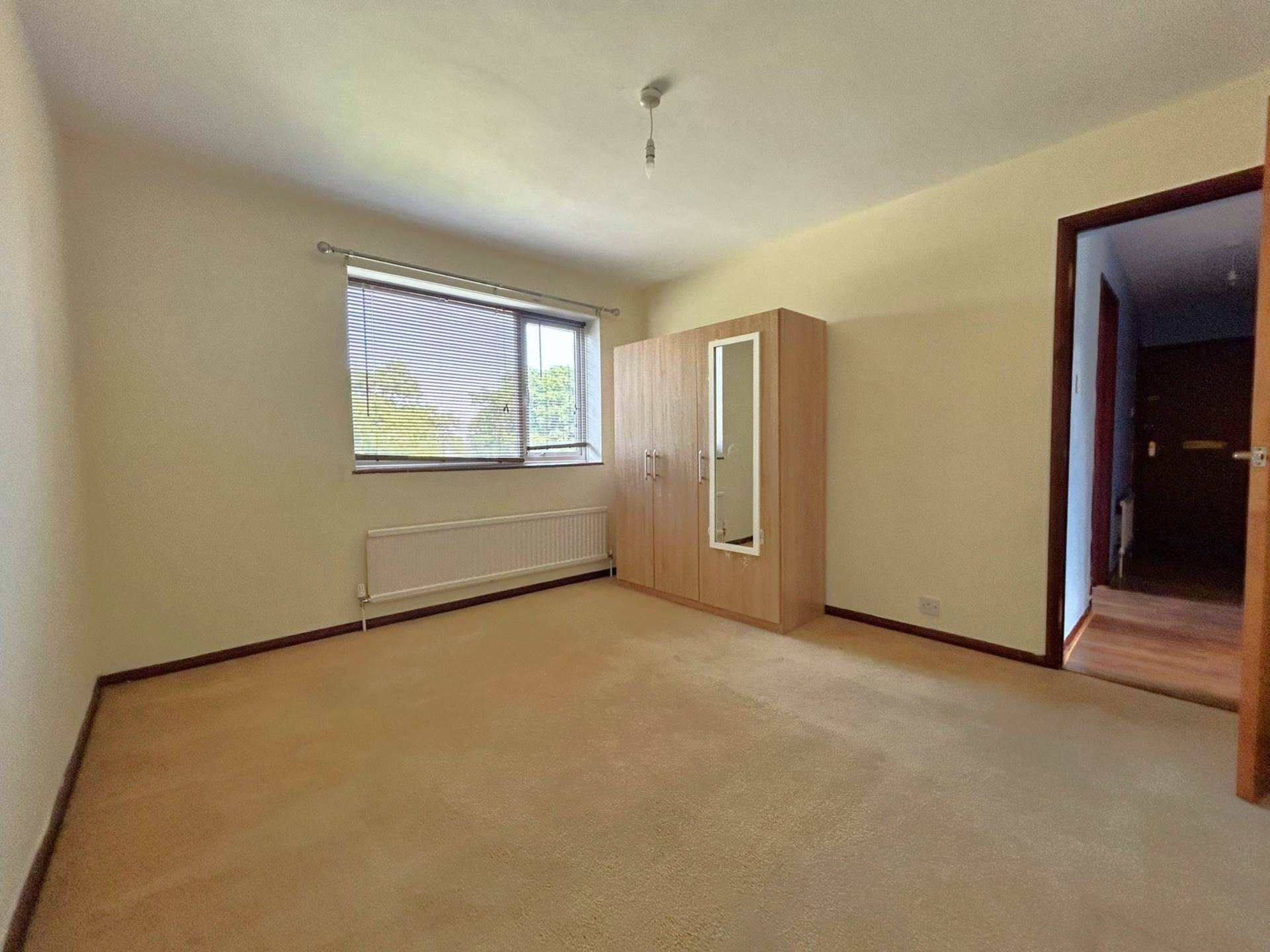 The Quadrant, Houghton Regis, Image 1