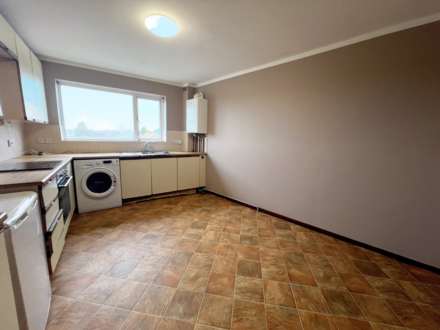 The Quadrant, Houghton Regis, Image 6