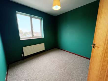 The Quadrant, Houghton Regis, Image 7