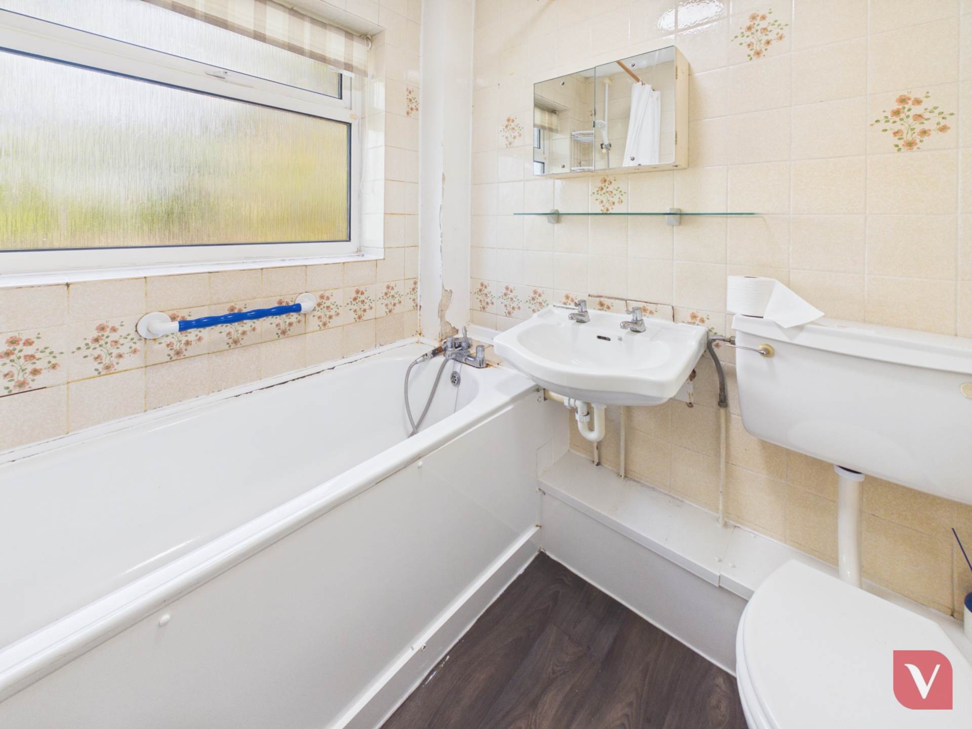 Canterbury Close, Luton, Image 4