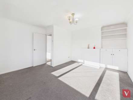 Canterbury Close, Luton, Image 7
