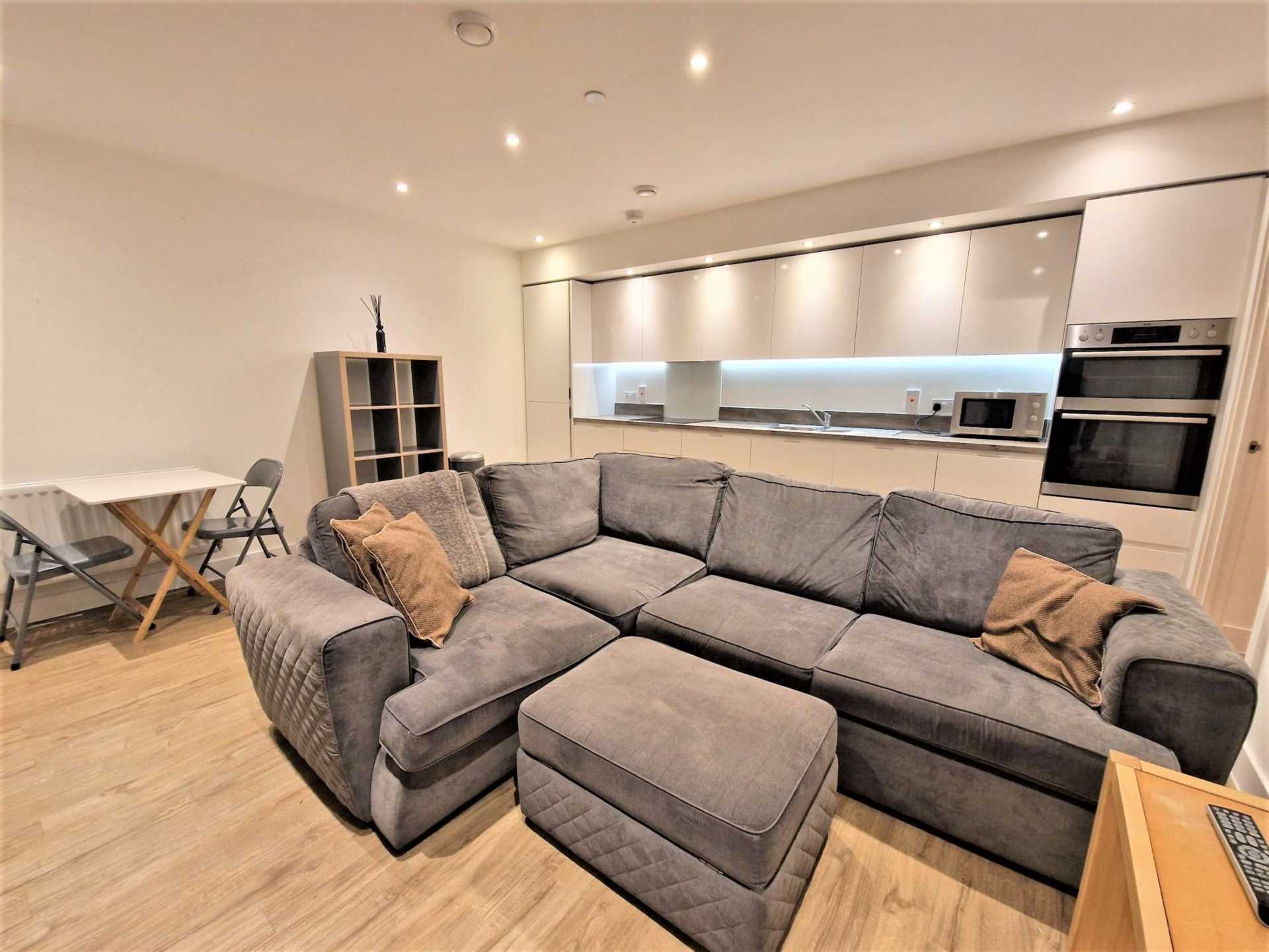 Stirling Drive, Luton, Image 2