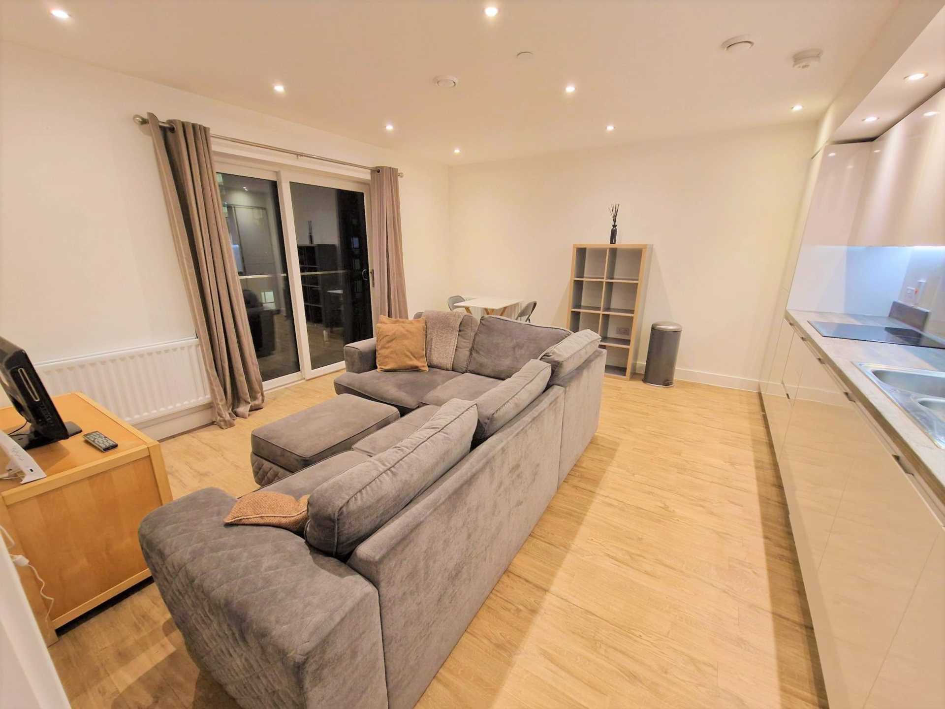 Stirling Drive, Luton, Image 3