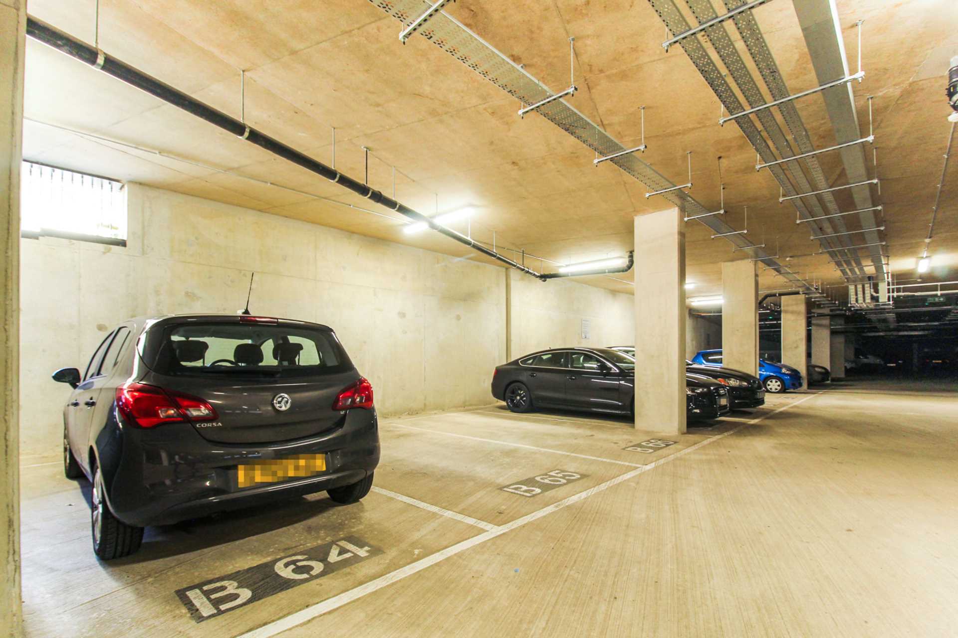 Stirling Drive, Luton, Image 6