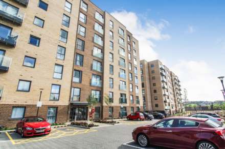 Stirling Drive, Luton, Image 1