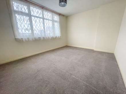 Nappsbury Road, Luton, Image 7