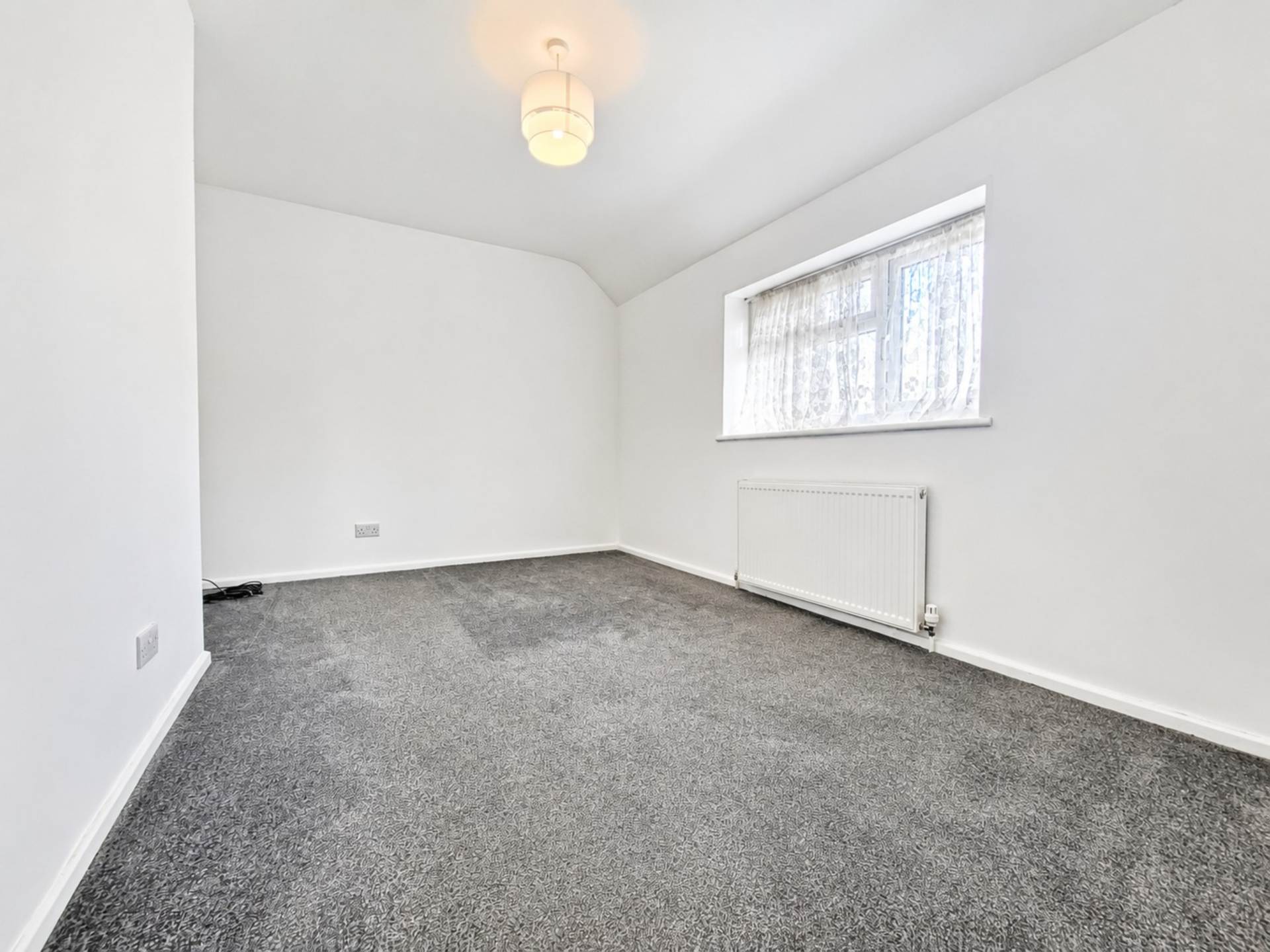 Tythe Road, Luton, Image 2