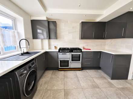 Tythe Road, Luton, Image 6