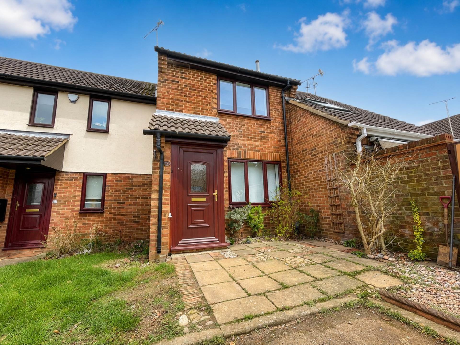 Lucas Gardens, Luton, Image 1