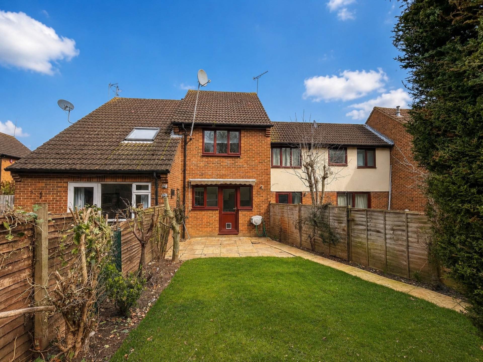 Lucas Gardens, Luton, Image 8