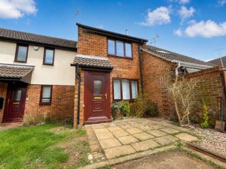 Lucas Gardens, Luton, Image 1