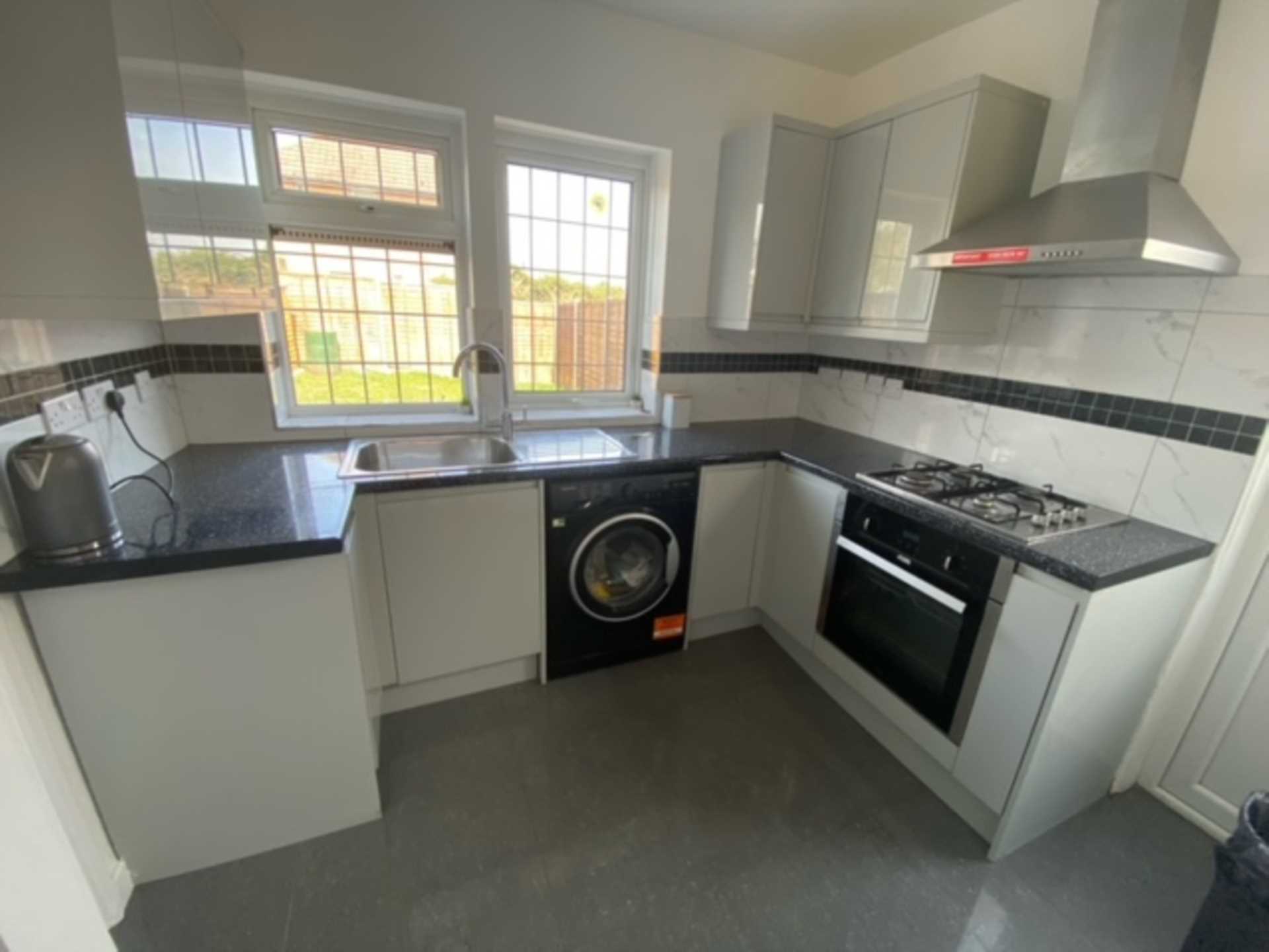 Wentworth Avenue, Luton, Image 3