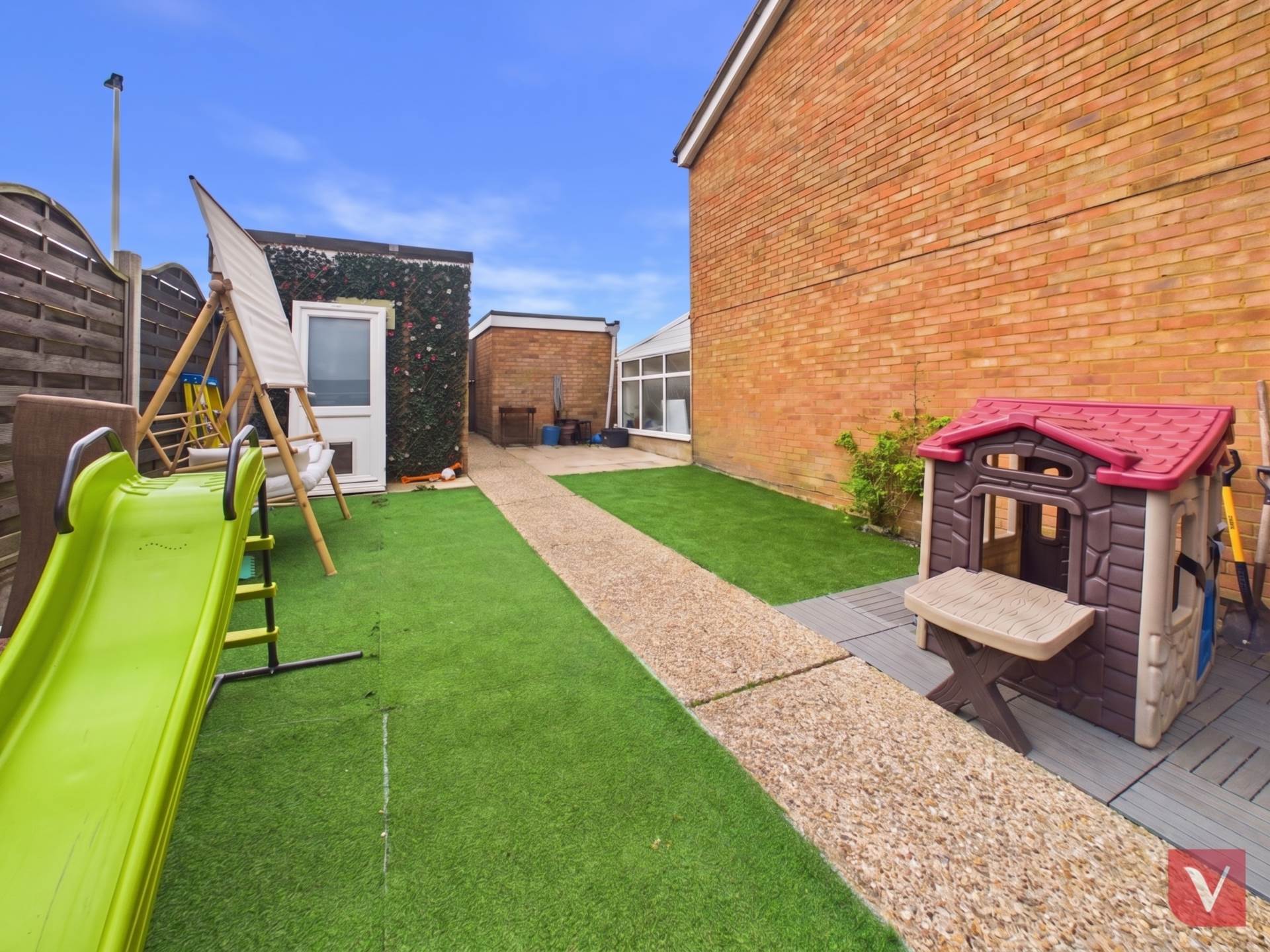 Verulam Gardens, Luton, Image 8