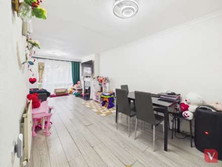 Verulam Gardens, Luton, Image 3