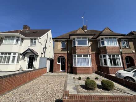 Fountains Road, Luton, Image 1