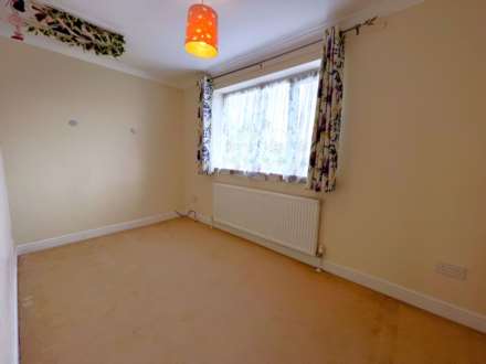 Linnet Close, Luton, Image 14