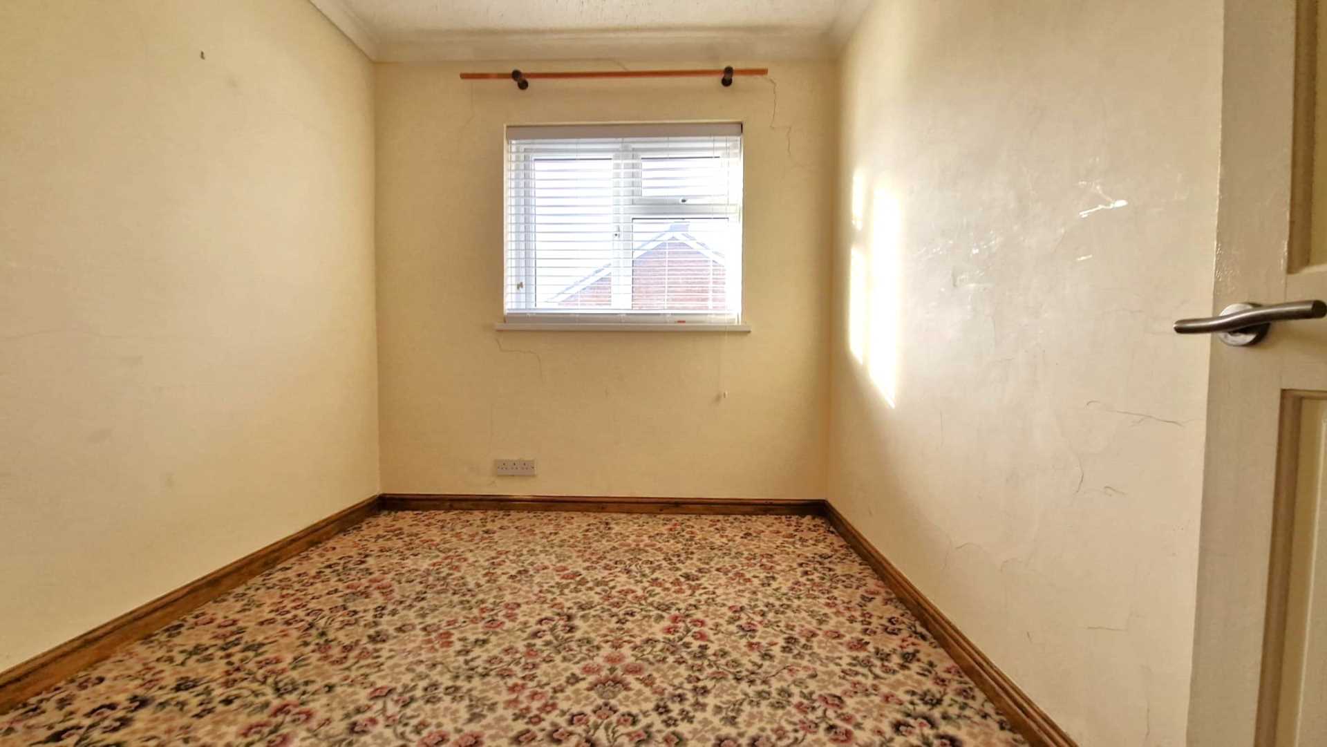 Tithe Farm Road, Dunstable, Image 10