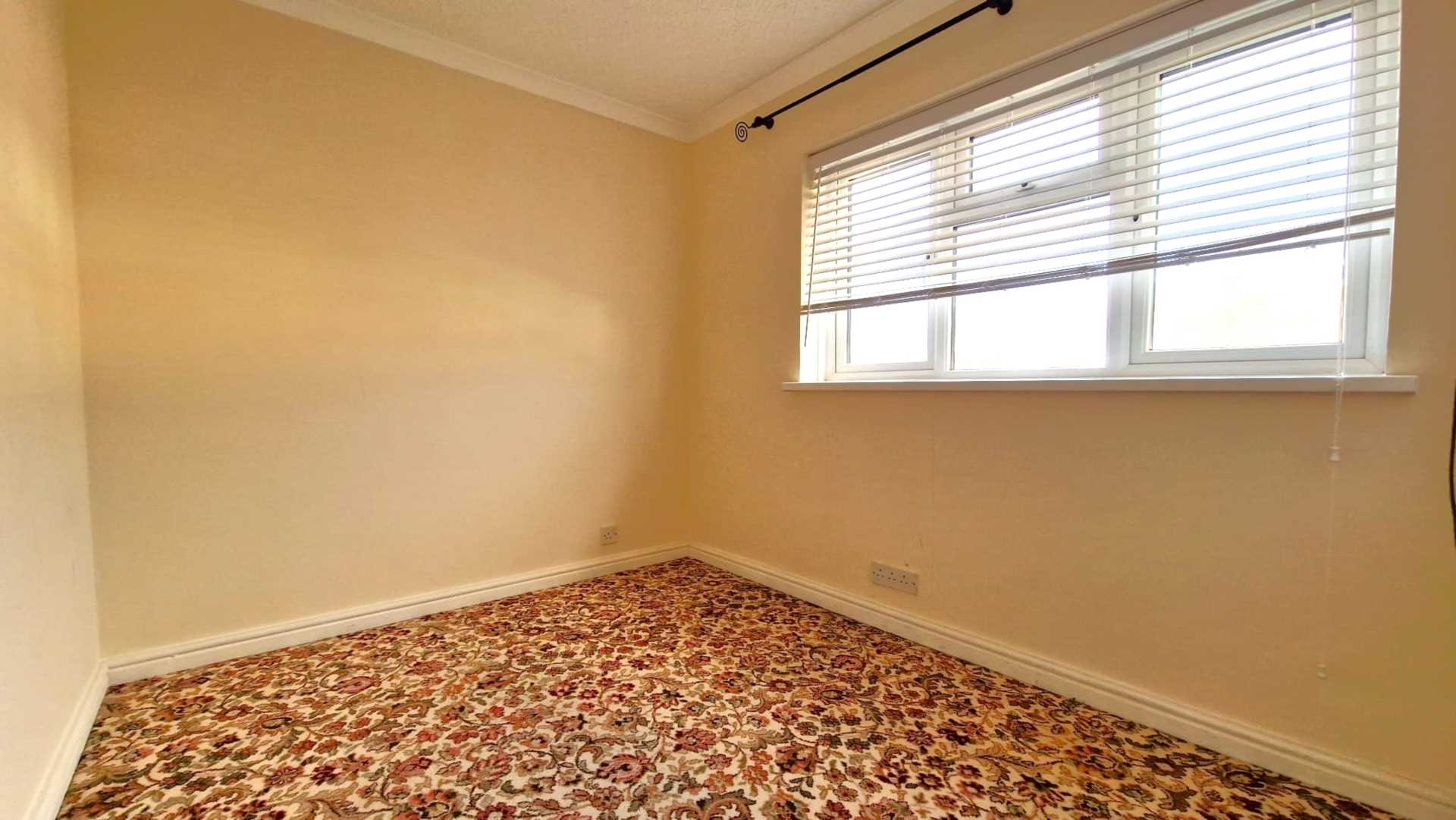 Tithe Farm Road, Dunstable, Image 11