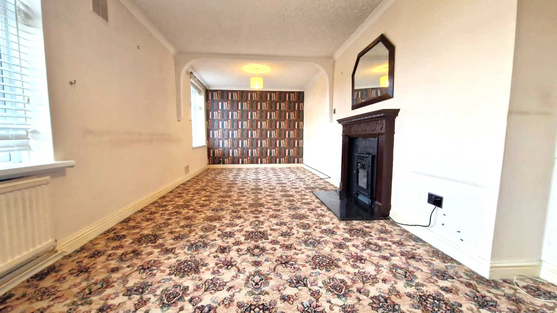 Tithe Farm Road, Dunstable, Image 2