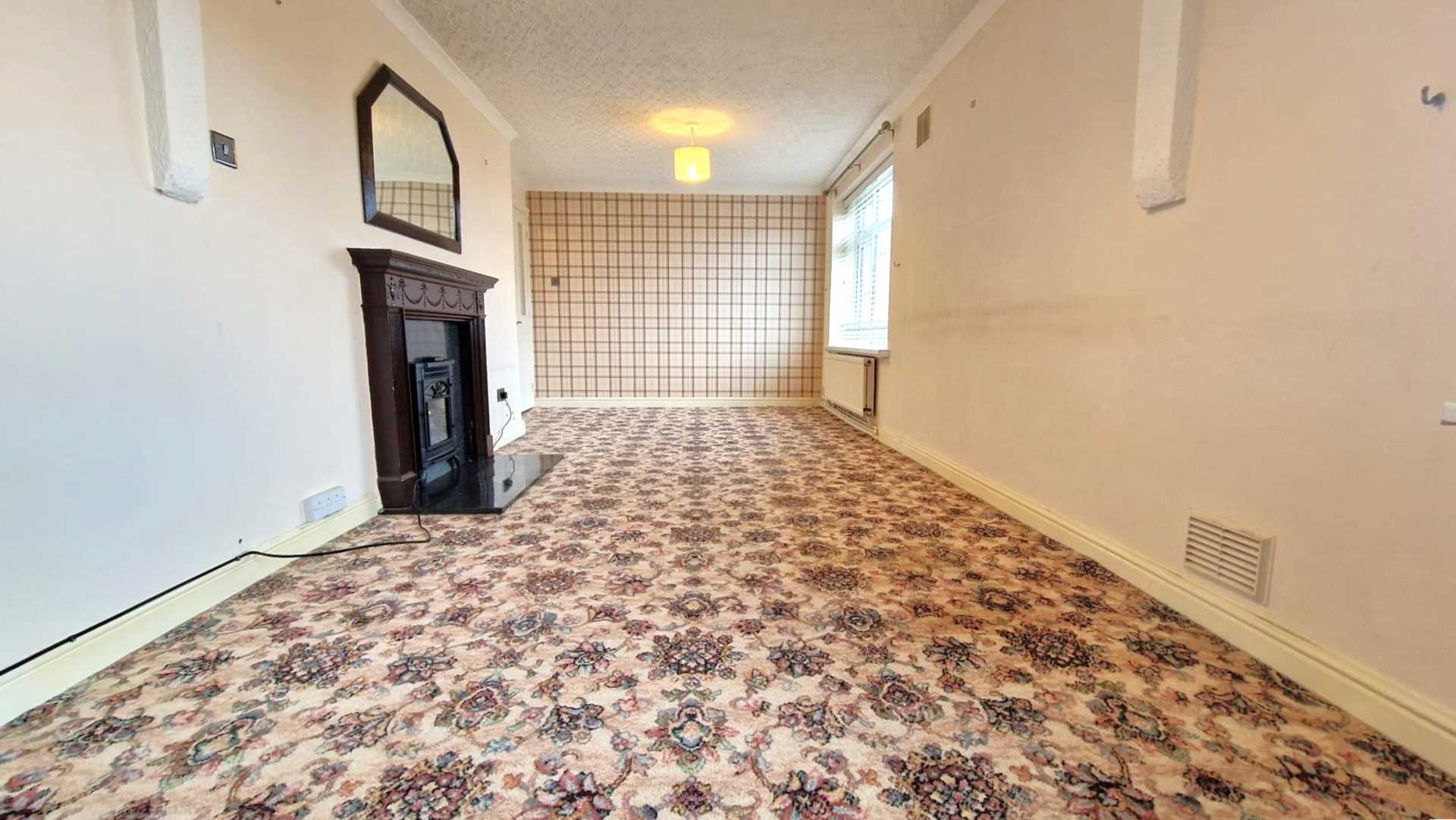 Tithe Farm Road, Dunstable, Image 3