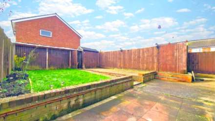 Tithe Farm Road, Dunstable, Image 14