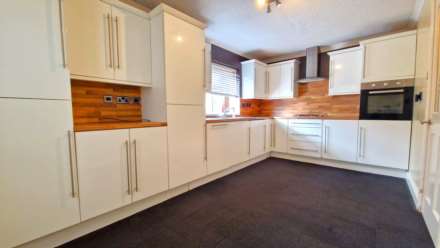 Tithe Farm Road, Dunstable, Image 7