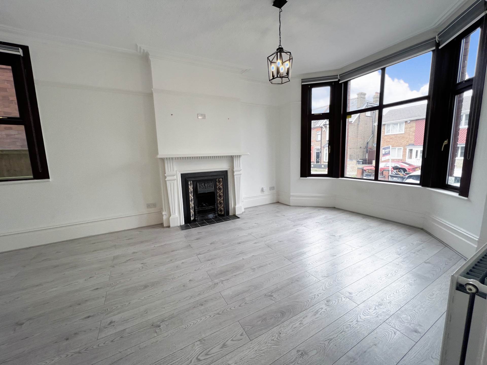 West Hill Road, Luton, Image 4