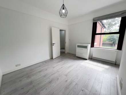 West Hill Road, Luton, Image 18