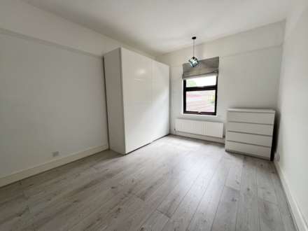 West Hill Road, Luton, Image 20