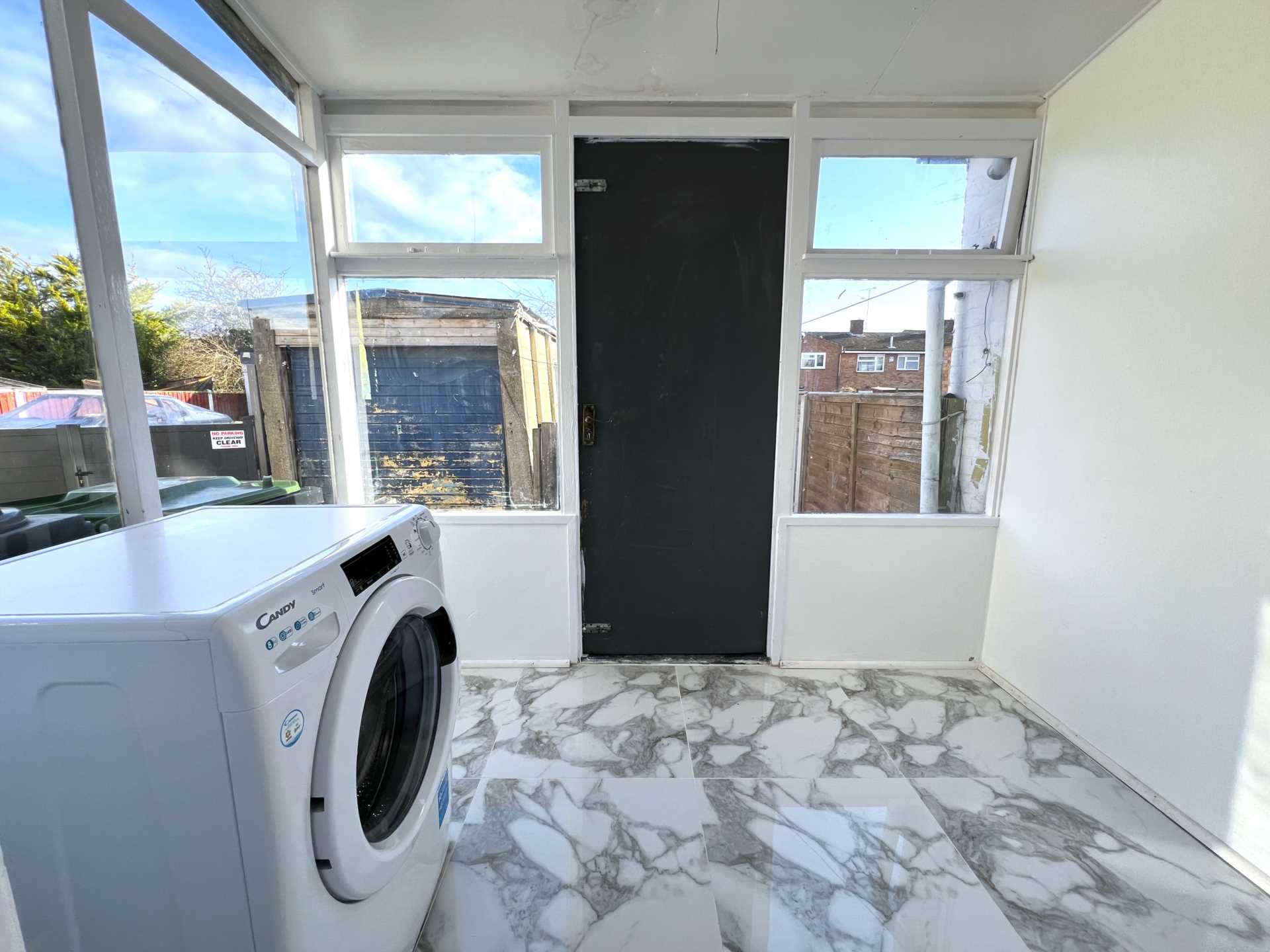 Fourth Avenue, Luton, Image 9