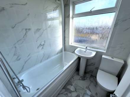 Fourth Avenue, Luton, Image 8