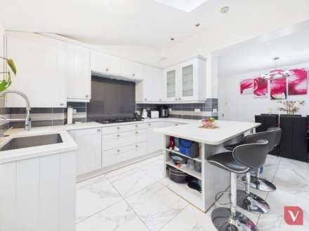 Gardenia Avenue, Luton, Image 7