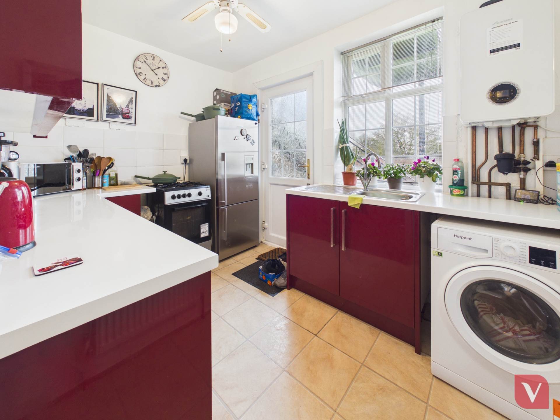 Dunstable Court, Luton, Image 3